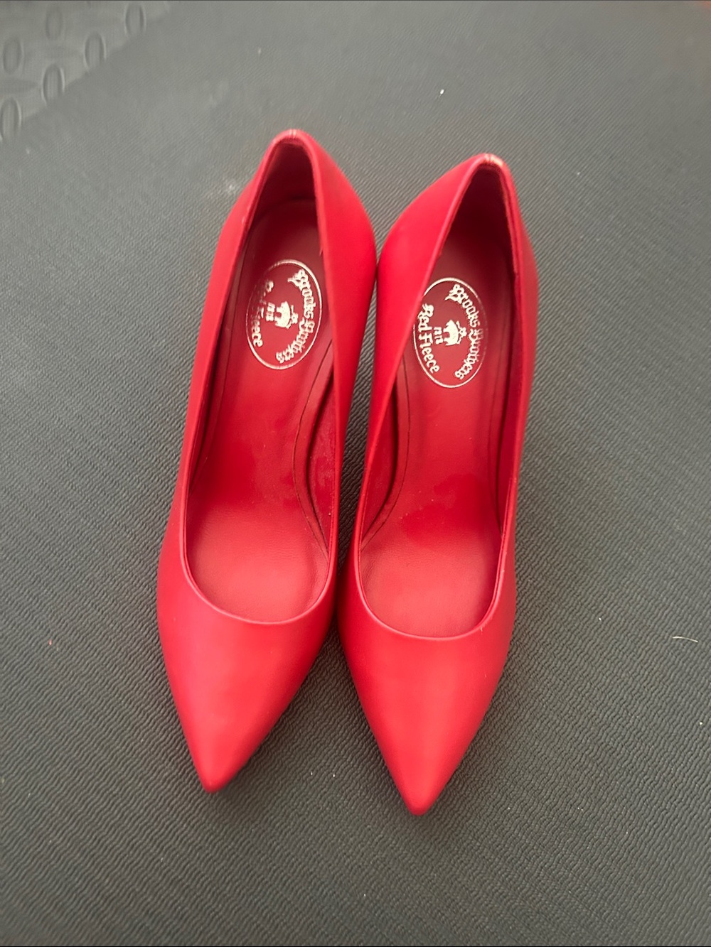 Brooks Vibrant Red Pointed-Toe Women's Pumps
